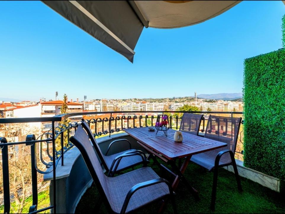 Sky View Suite Serres Exterior foto